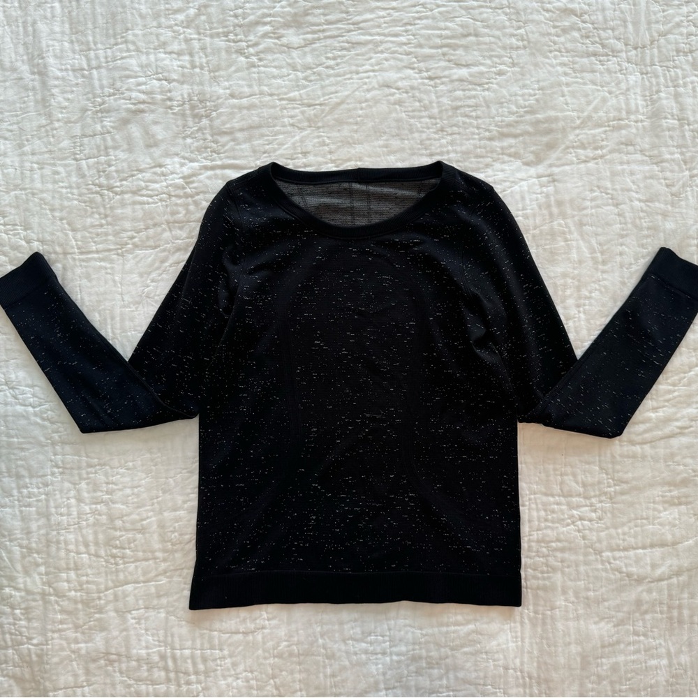 LULULEMON TOP